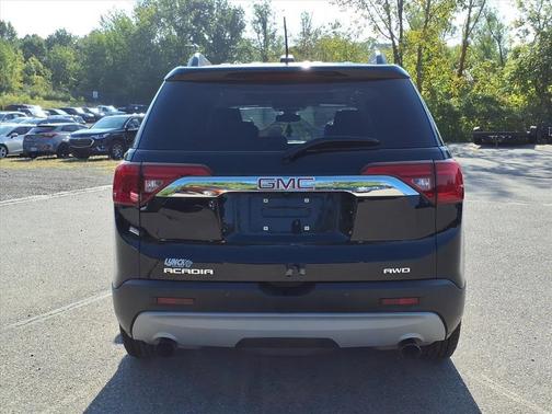 2017 GMC Acadia SLT-2