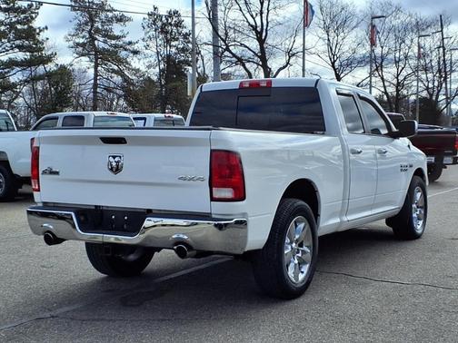 2016 RAM 1500 Big Horn