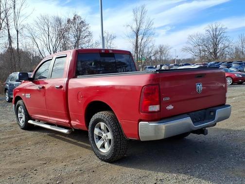 2016 RAM 1500 SLT