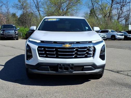 Summit White 2025 Chevrolet Equinox LT