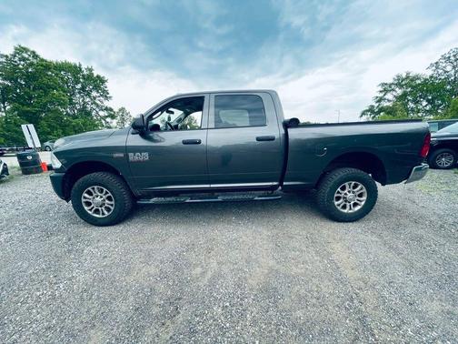 Crystal Metallic 2014 RAM 2500 Tradesman