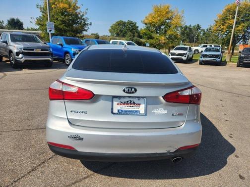 2016 Kia Forte EX