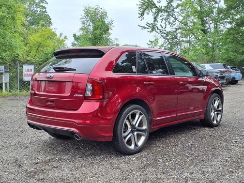2014 Ford Edge Sport