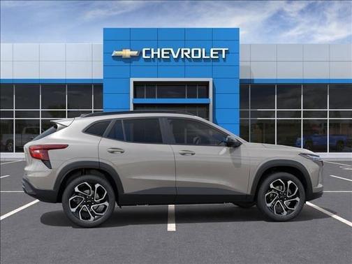 Tan 2026 Chevrolet Trax 2RS