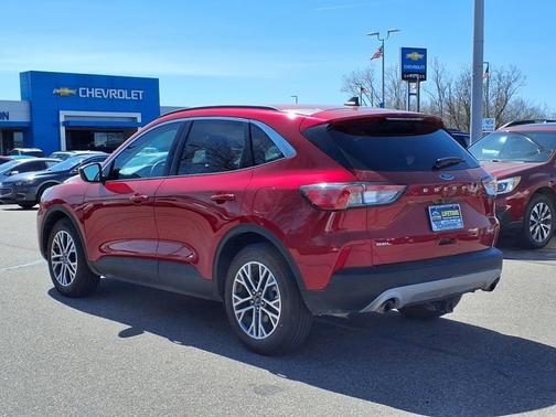 2022 Ford Escape SEL