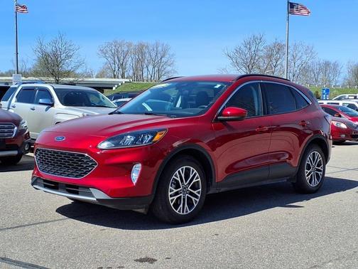 2022 Ford Escape SEL