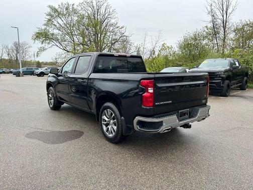 Black Metallic 2021 Chevrolet Silverado 1500 LT