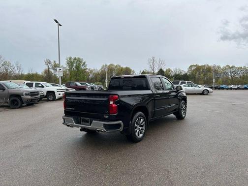Black Metallic 2021 Chevrolet Silverado 1500 LT