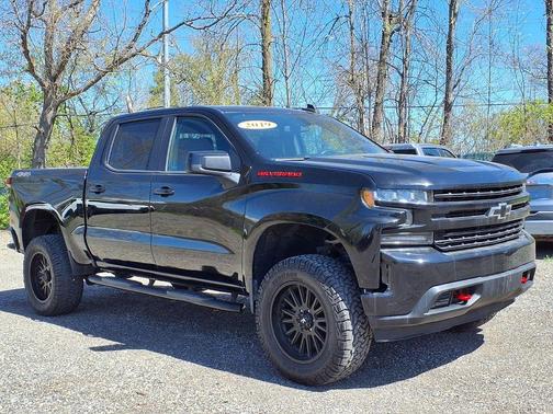 Black 2019 Chevrolet Silverado 1500 LT