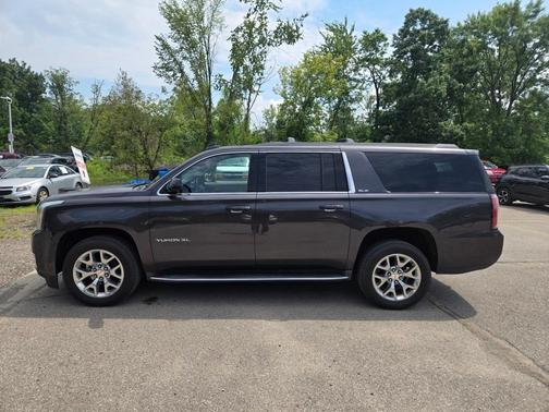 2016 GMC Yukon XL SLE