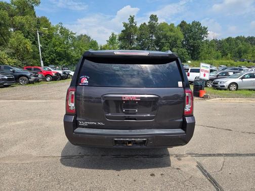 2016 GMC Yukon XL SLE