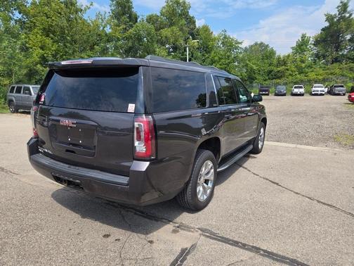 2016 GMC Yukon XL SLE