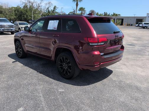 2019 Jeep Grand Cherokee Altitude