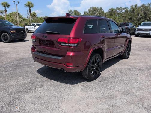 2019 Jeep Grand Cherokee Altitude