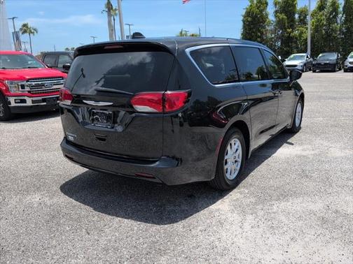 2017 Chrysler Pacifica Touring
