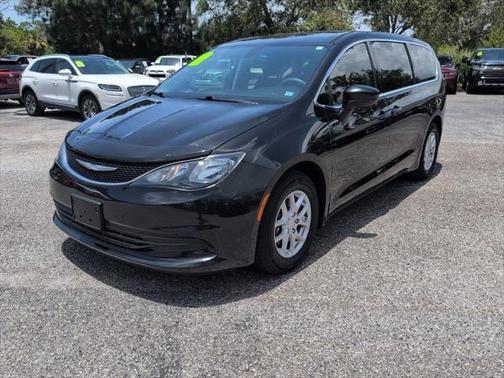 2017 Chrysler Pacifica Touring