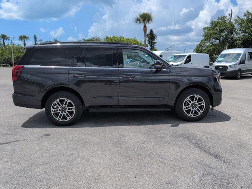DARK MATTER GRAY METALLIC 2026 Ford Expedition Active
