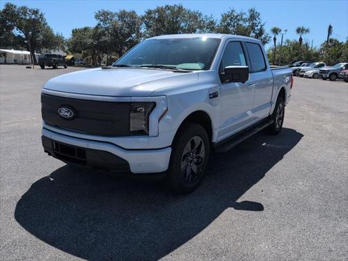 2025 Ford F-150 Lightning Flash