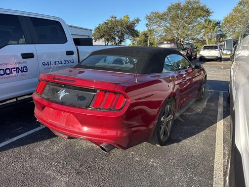 2015 Ford Mustang V6