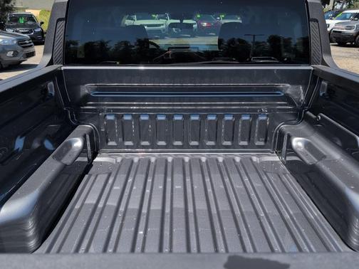 CARBONIZED GRAY METALLIC 2026 Ford Maverick XL