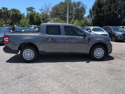 CARBONIZED GRAY METALLIC 2026 Ford Maverick XL