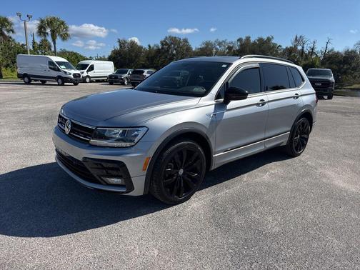 2020 Volkswagen Tiguan 2.0T SE R-Line Black