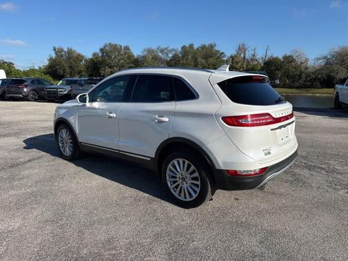2019 Lincoln MKC Standard