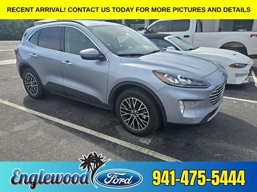 2022 Ford Escape Titanium