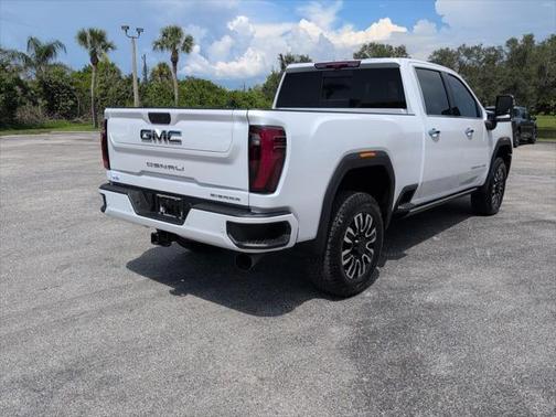 2024 GMC Sierra 3500 Denali
