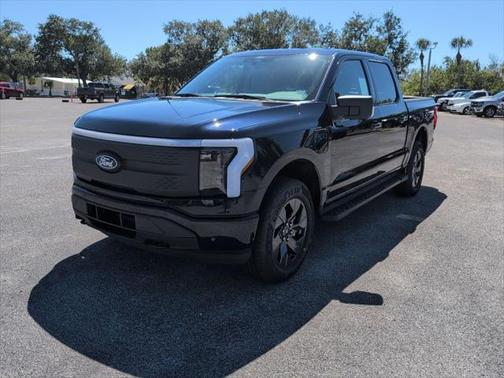 2025 Ford F-150 Lightning Flash