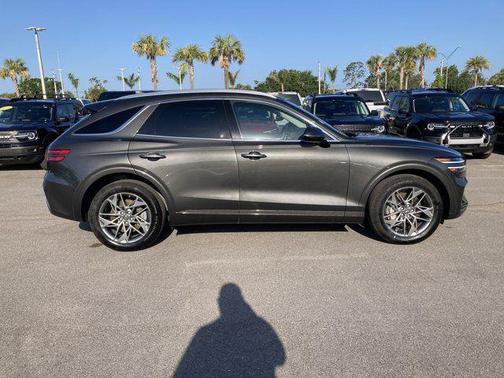 2025 Genesis GV70 2.5T