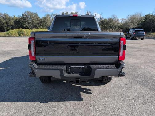 2026 Ford F-250 Platinum