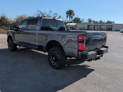 2026 Ford F-250 Platinum
