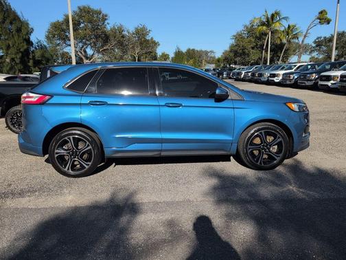 2021 Ford Edge ST