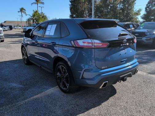 2021 Ford Edge ST