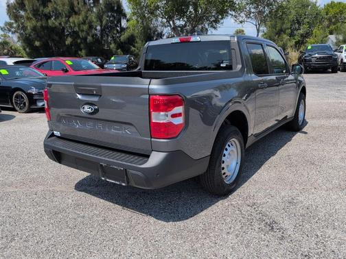 Carbonized Gray Metallic 2026 Ford Maverick XL