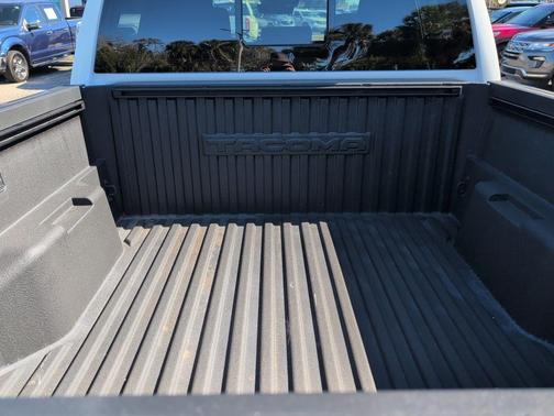 2025 Toyota Tacoma Hybrid TRD Off Road