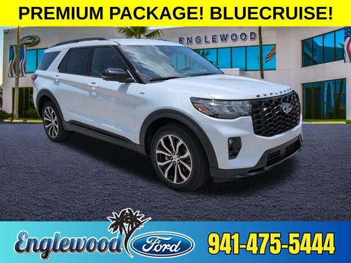 SPACE WHITE METALLIC 2026 Ford Explorer ST-Line