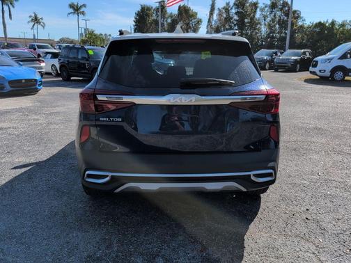 2023 Kia Seltos S