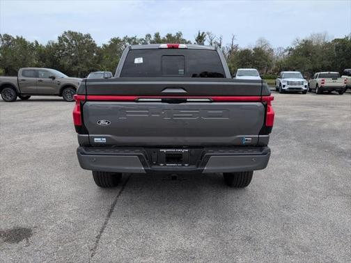 2025 Ford F-150 Lightning LARIAT