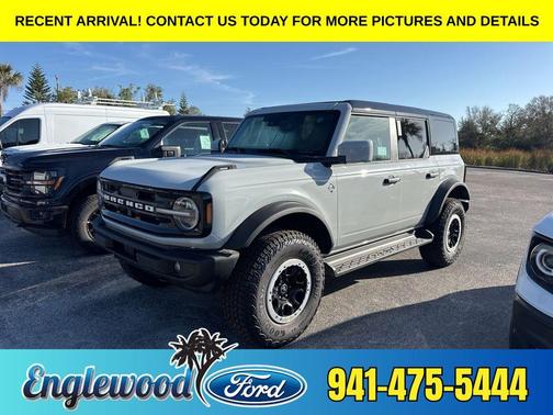 2026 Ford Bronco Outer Banks