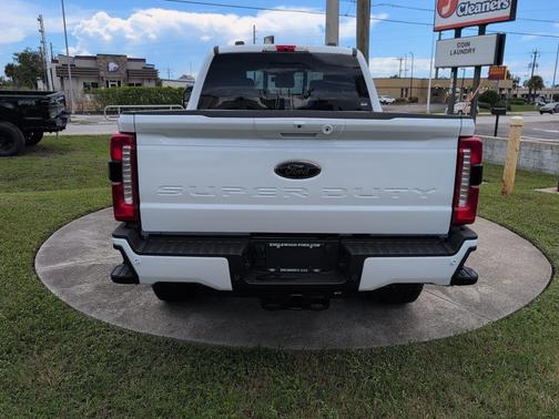 2026 Ford F-250 Lariat