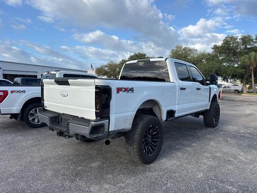 OXFORD WHITE 2024 Ford F-250 XLT
