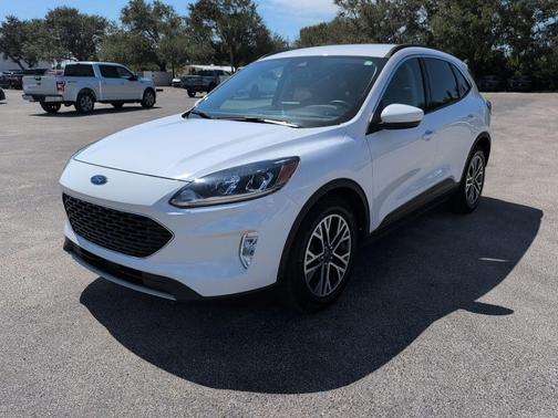 2020 Ford Escape SEL