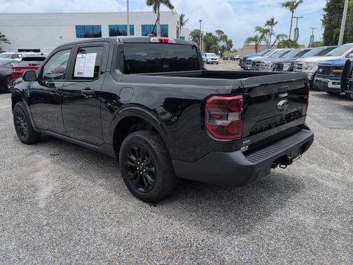 SHADOW BLACK 2024 Ford Maverick XLT