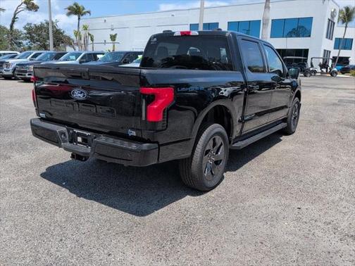 2025 Ford F-150 Lightning Flash