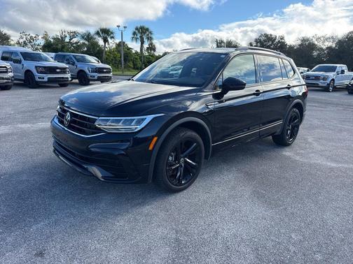 2024 Volkswagen Tiguan 2.0T SE R-Line Black