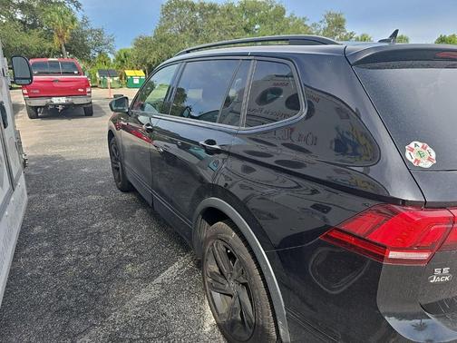 2024 Volkswagen Tiguan 2.0T SE R-Line Black 4MOTION