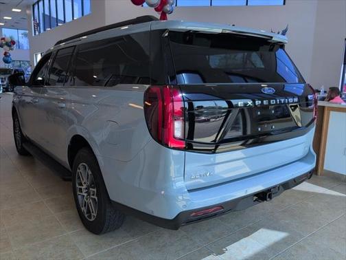 2025 Ford Expedition Max Active 4x4