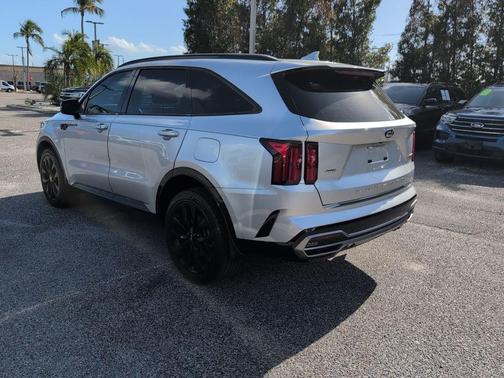 2021 Kia Sorento SX